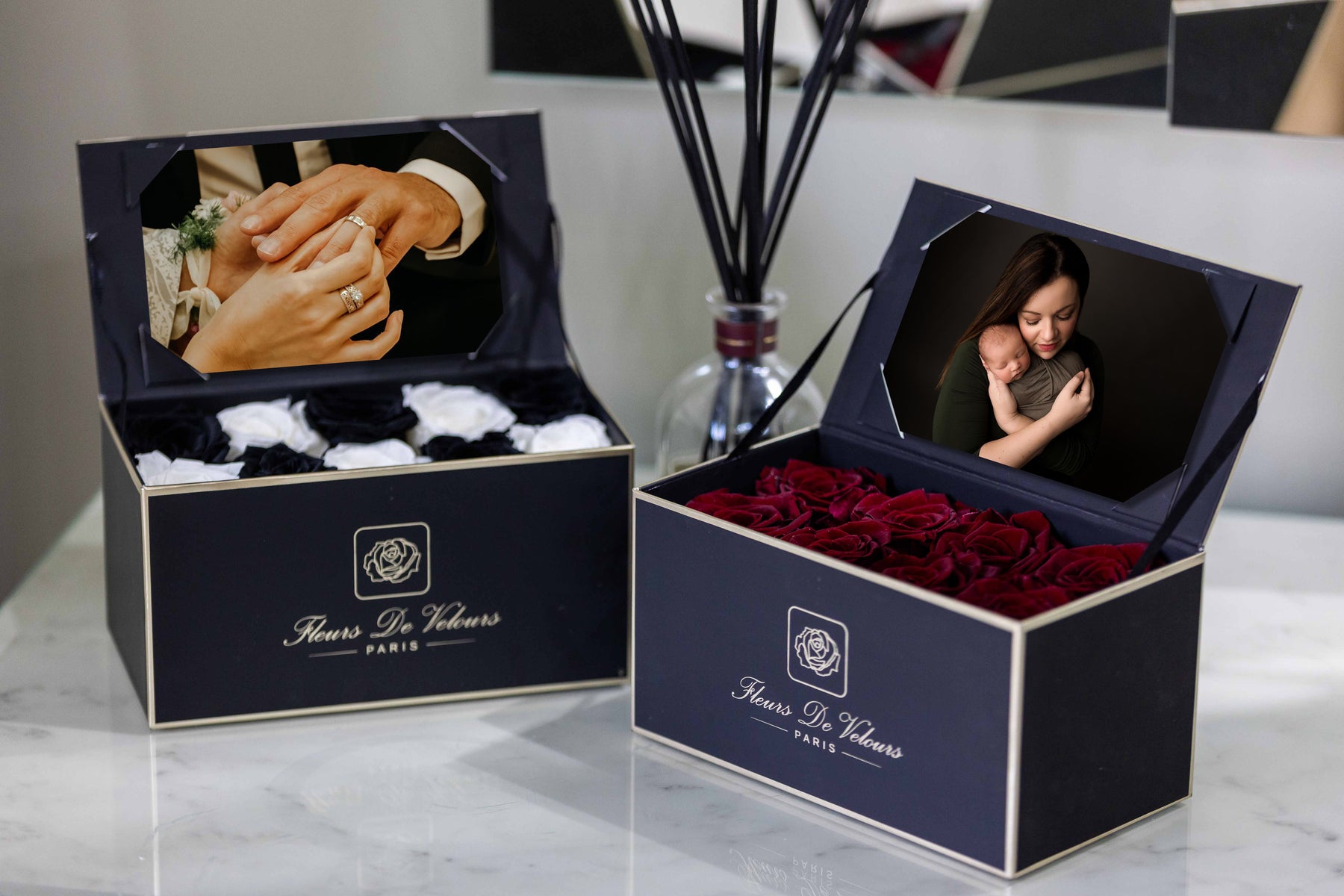 Fleurs De Velours - Customizable Moment